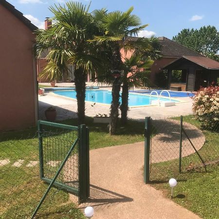 Chambres D'Hotes La Coloniale Varetz Εξωτερικό φωτογραφία