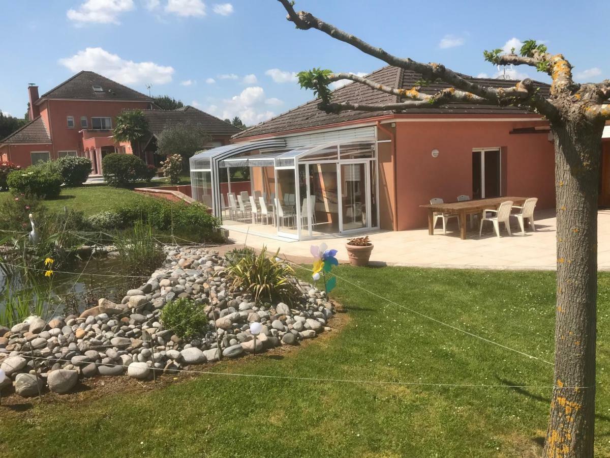 Chambres D'Hotes La Coloniale Varetz Εξωτερικό φωτογραφία